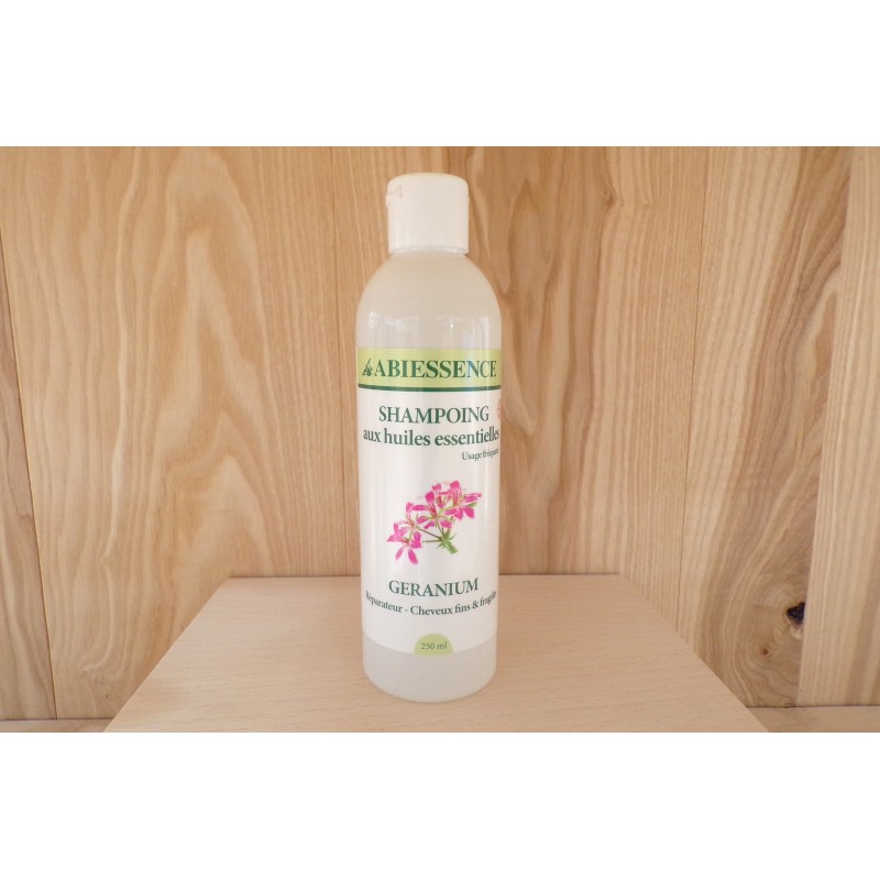 Shampoing à l'Huile Essentielle de Géranium Shampoing à l'Huile Essentielle de Géranium